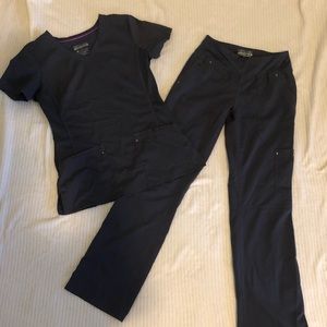 Healing hands yoga scrub set